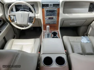 2014 Lincoln Navigator L with VIN 5LMJJ3H50EEL03575, listed as a Copart auction lot 69667284 with 143,279 mi miles and Salvage Title. Bid and sale history available at carsss.com. Image 8.
