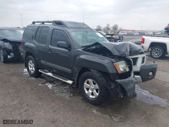2011 Nissan Xterra Pro-4X with VIN 5N1AN0NW1BC506369, listed as a IAAI auction lot 41802083 with 133,107 mi miles. Bid and sale history available at carsss.com. Image 1.