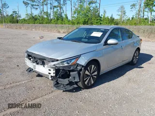 2019 Nissan Altima 2.5 SL with VIN 1N4BL4EV8KC173414, listed as a IAAI auction lot 42044852 with 93,044 mi miles. Bid and sale history available at carsss.com. Image 17.