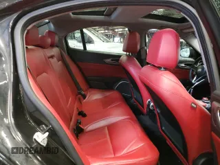 2017 Alfa Romeo Giulia with VIN ZARFAEDN0H7555470, listed as a Copart auction lot 43903823 with 99,753 mi miles. Bid and sale history available at carsss.com. Image 10.