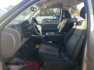 2007 Chevrolet Silverado 1500 Work Truck with VIN 1GCEK14C67E588476, listed as a Copart auction lot 43935505 with 195,084 mi miles and Salvage Title. Bid and sale history available at carsss.com. Image 7.