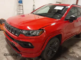 2022 Jeep Compass High Altitude with VIN 3C4NJDCBXNT182369, listed as a IAAI auction lot 41489803 with 17,093 mi miles and . Bid and sale history available at DreamBid. Image 6.
