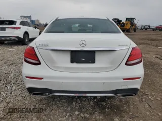 2019 Mercedes-Benz E 300 с VIN WDDZF4KB9KA524388, выставлен на аукционе Copart как лот 52723445 с пробегом 93 906 миль миль и Списание • Salvage title. История ставок и продаж доступна на DreamBid. Изображение 6.