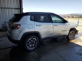 2024 Jeep Compass Trailhawk with VIN 3C4NJDDN2RT144990, listed as a Copart auction lot 63287855 with 37,665 mi miles and Clean title. Bid and sale history available at DreamBid. Image 3.