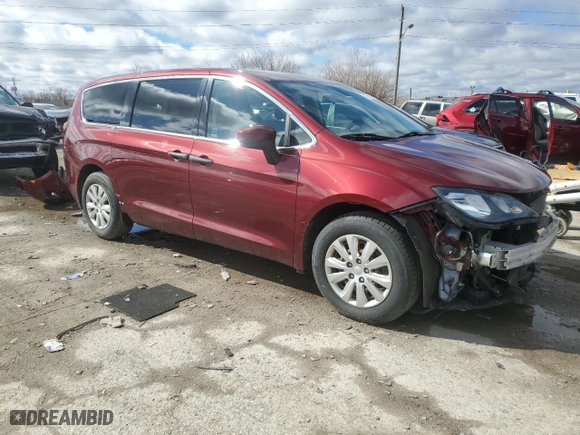 2020 Chrysler Voyager L with VIN 2C4RC1AG5LR138482, listed as a Copart auction lot 47382815 with NaN miles and Salvage Title. Bid and sale history available at carsss.com. Image 4.