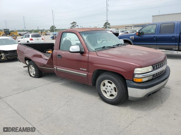 2000 Chevrolet Silverado 1500 with VIN 1GCEC14V5YE364695, listed as a Copart auction lot 54573724 with 231,727 mi miles and Salvage Title. Bid and sale history available at carsss.com. Image 4.