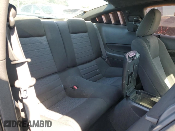 2008 Ford Mustang GT Deluxe with VIN 1ZVHT82H185138590, listed as a Copart auction lot 62861755 with 151,316 mi miles and Salvage title. Bid and sale history available at DreamBid. Image 10.