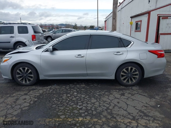 2017 Nissan Altima 2.5 SV with VIN 1N4AL3AP2HC242121, listed as a IAAI auction lot 41611846 with 145,630 mi miles. Bid and sale history available at carsss.com. Image 14.
