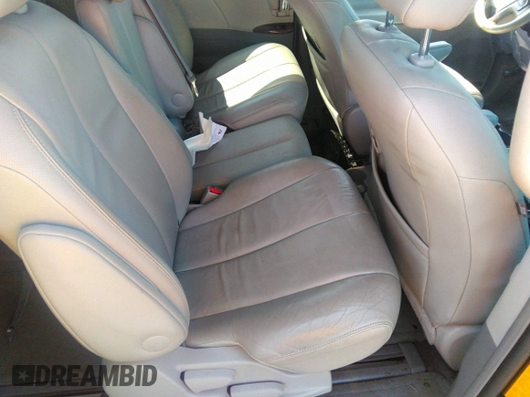 2014 Toyota Sienna XLE with VIN 5TDYK3DC2ES418860, listed as a IAAI auction lot 40139260 with 67,599 mi miles and . Bid and sale history available at DreamBid. Image 8.