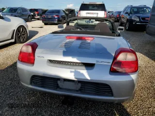 2001 Toyota MR2 z VIN JTDFR320410036287, wystawiony jako Copart lot #73851984 z przebiegiem Nie podano mil oraz Szkody całkowita. Historia ofert i sprzedaży dostępna na DreamBid. Obrazek 6.
