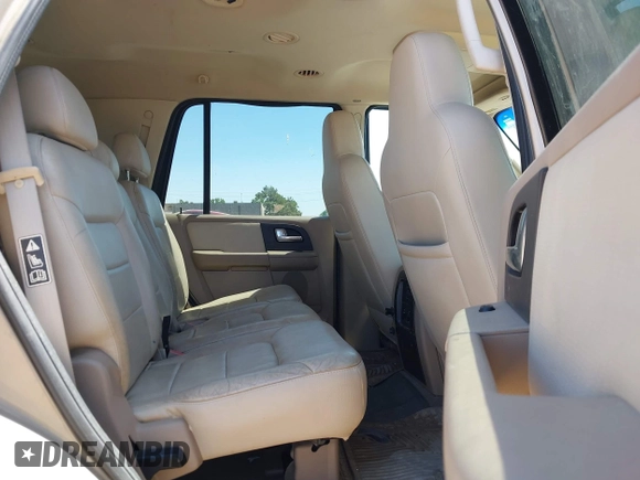 2003 Ford Expedition Special Service с VIN 1FMFU16L33LA47480, выставлен на аукционе IAAI как лот 42514616 с пробегом 205 802 миль миль и . История ставок и продаж доступна на DreamBid. Изображение 8.