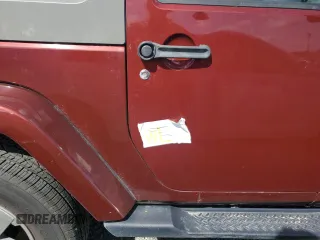 2007 Jeep Wrangler Sahara z VIN 1J8FA54187L131573, wystawiony jako Copart lot #44863875 z przebiegiem 205 221 mil mil oraz Szkoda całkowita • Salvage title. Historia ofert i sprzedaży dostępna na DreamBid. Obrazek 12.