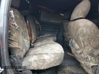 2015 Ram 2500 Tradesman z VIN 3C6UR5CL1FG504790, wystawiony jako Copart lot #45208565 z przebiegiem Nie podano mil oraz Nie do naprawy • Non repairable. Historia ofert i sprzedaży dostępna na DreamBid. Obrazek 10.