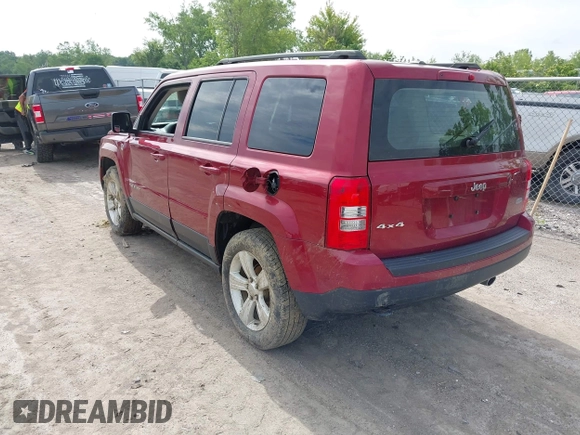 2014 Jeep Patriot Latitude with VIN 1C4NJRFB7ED688417, listed as a IAAI auction lot 42493111 with Not provided miles and . Bid and sale history available at DreamBid. Image 3.
