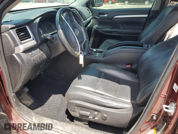 2017 Toyota Highlander XLE с VIN 5TDJZRFH0HS440367, выставлен на аукционе Copart как лот 61135715 с пробегом 125 959 миль миль и Списание • Salvage title. История ставок и продаж доступна на DreamBid. Изображение 7.