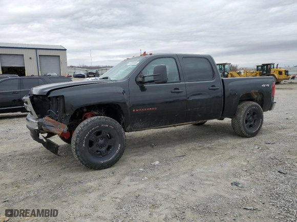 2008 Chevrolet Silverado 1500 LT w/1LT with VIN 2GCEK13MX81210805, listed as a Copart auction lot 48098065 with 257,090 mi miles and Salvage Title. Bid and sale history available at carsss.com. Image 1.