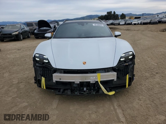 2022 Porsche Taycan 4S z VIN WP0BB2Y15NSA71463, wystawiony jako Copart lot #45126285 z przebiegiem 24 916 mil mil oraz Szkoda całkowita • Salvage title. Historia ofert i sprzedaży dostępna na DreamBid. Obrazek 5.