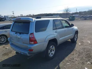 2005 Toyota 4Runner SR5 with VIN JTEBU14R650067166, listed as a IAAI auction lot 41760084 with 195,973 mi miles. Bid and sale history available at carsss.com. Image 4.