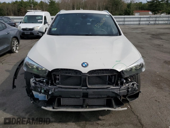 2019 BMW X1 xDrive28i z VIN WBXHT3C56K5L89903, wystawiony jako Copart lot #53606545 z przebiegiem 46 978 mil mil oraz Szkoda całkowita • Salvage title. Historia ofert i sprzedaży dostępna na DreamBid. Obrazek 5.