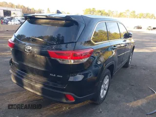 2019 Toyota Highlander SE z VIN 5TDJZRFH9KS598021, wystawiony jako IAAI lot #41764561 z przebiegiem 73 835 mil mil oraz . Historia ofert i sprzedaży dostępna na DreamBid. Obrazek 4.
