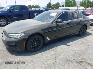 2021 BMW 5 Series 530i z VIN WBA53BH01MCF65097, wystawiony jako IAAI lot #42783119 z przebiegiem 91 829 mil mil oraz . Historia ofert i sprzedaży dostępna na DreamBid. Obrazek 19.