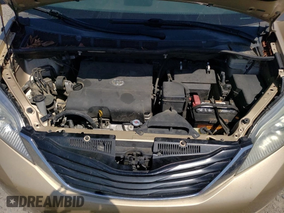 2011 Toyota Sienna LE AAS with VIN 5TDKK3DCXBS133891, listed as a Copart auction lot 55471475 with 132,676 mi miles and Clean Title. Bid and sale history available at carsss.com. Image 12.
