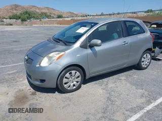 2008 Toyota Yaris с VIN JTDJT923685218403, выставлен на аукционе IAAI как лот 42380433 с пробегом 131 131 миль миль и . История ставок и продаж доступна на DreamBid. Изображение 2.