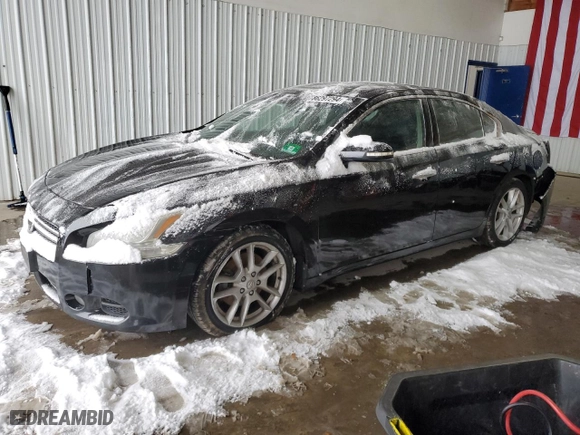 2009 Nissan Maxima 3.5 SV with VIN 1N4AA51E49C811990, listed as a Copart auction lot 86297294 with 232,177 mi miles and Salvage Title. Bid and sale history available at carsss.com. Image 1.