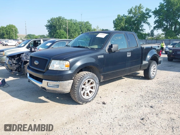 2004 Ford F-150 XLT z VIN 1FTPX04514KD80136, wystawiony jako IAAI lot #42410803 z przebiegiem 115 586 mil mil oraz . Historia ofert i sprzedaży dostępna na DreamBid. Obrazek 2.