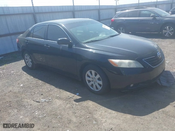 2007 Toyota Camry CE with VIN 4T1BE46K67U720783, listed as a IAAI auction lot 41896404 with 190,329 mi miles. Bid and sale history available at carsss.com. Image 1.