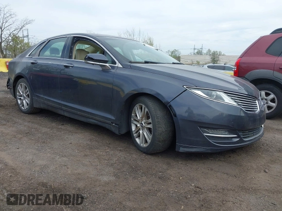 2013 Lincoln MKZ with VIN 3LN6L2JK2DR823639, listed as a IAAI auction lot 42048602 with 68,939 mi miles and . Bid and sale history available at DreamBid. Image 1.