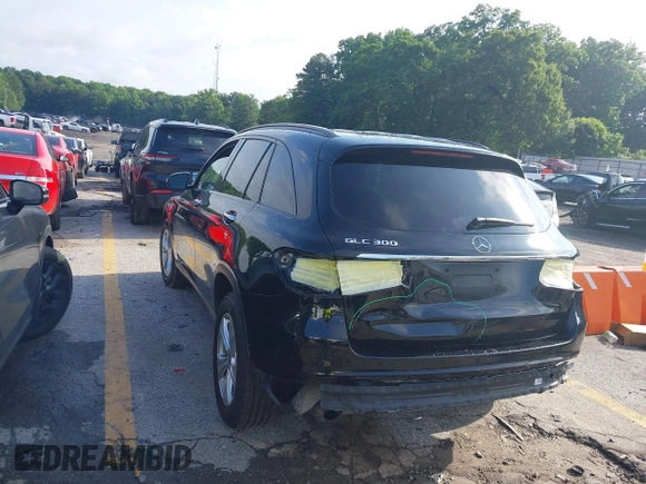 2018 Mercedes-Benz GLC 300 with VIN WDC0G4JB8JV086823, listed as a IAAI auction lot 42338203 with 114,000 mi miles and . Bid and sale history available at DreamBid. Image 3.