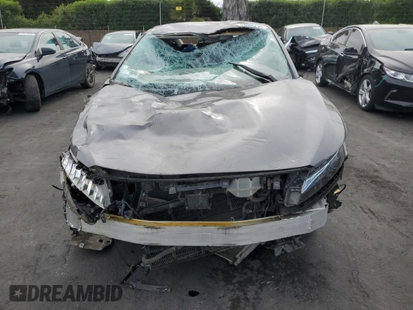 2018 Honda Clarity Plug-In Hybrid Touring with VIN JHMZC5F34JC021221, listed as a Copart auction lot 53005295 with 0 mi miles and Salvage Title. Bid and sale history available at carsss.com. Image 5.