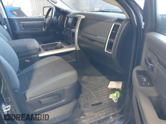 2017 Ram 1500 Big Horn z VIN 1C6RR7GT2HS549373, wystawiony jako IAAI lot #41974596 z przebiegiem 100 546 mil mil oraz . Historia ofert i sprzedaży dostępna na DreamBid. Obrazek 5.