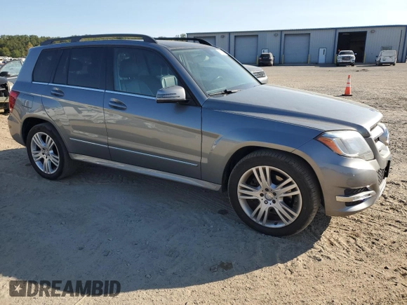 2015 Mercedes-Benz GLK 350 with VIN WDCGG5HB4FG438558, listed as a Copart auction lot 75016974 with 145,583 mi miles and Clean Title. Bid and sale history available at DreamBid. Image 4.