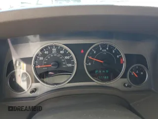 2007 Jeep Patriot Limited with VIN 1J8FT48W67D368700, listed as a Copart auction lot 49451105 with 177,783 mi miles and Salvage title. Bid and sale history available at DreamBid. Image 9.