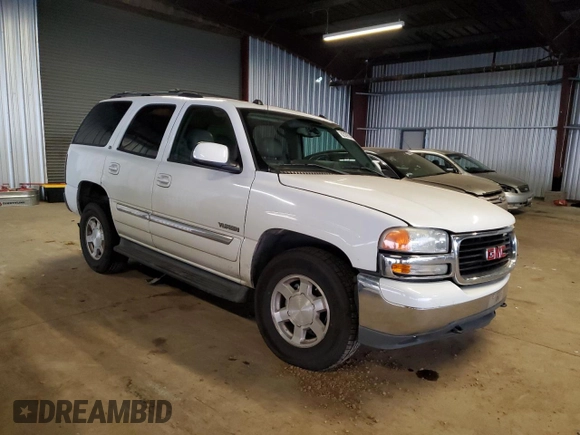 2004 GMC Yukon SLE with VIN 1GKEK13TX4J244318, listed as a Copart auction lot 82329764 with 172,216 mi miles and Salvage Title. Bid and sale history available at carsss.com. Image 4.