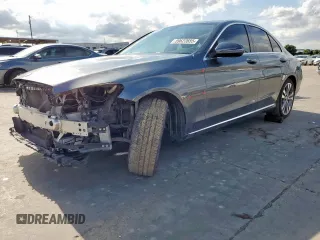 2019 Mercedes-Benz C 300 с VIN 55SWF8DBXKU315992, выставлен на аукционе Copart как лот 59622655 с пробегом 59 980 миль миль и Чистый • Clean title. История ставок и продаж доступна на DreamBid. Изображение 1.