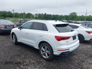 2020 Audi Q3 S line Premium with VIN WA1DECF30L1115390, listed as a IAAI auction lot 42503728 with 18,556 mi miles and . Bid and sale history available at DreamBid. Image 3.