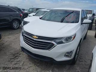 2018 Chevrolet Equinox LT with VIN 2GNAXJEV5J6118538, listed as a IAAI auction lot 40494856 with 1 mi miles. Bid and sale history available at carsss.com. Image 2.