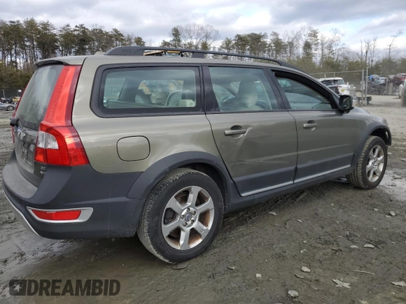 2009 Volvo XC70 3.2L z VIN YV4BZ982091057389, wystawiony jako Copart lot #45943245 z przebiegiem 130 561 mil mil oraz Szkoda całkowita • Salvage title. Historia ofert i sprzedaży dostępna na DreamBid. Obrazek 3.