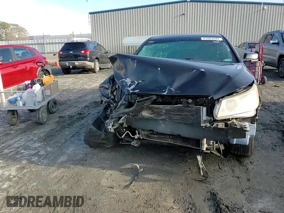 2013 Buick LaCrosse Premium 1 z VIN 1G4GF5E33DF319680, wystawiony jako Copart lot #81063044 z przebiegiem 109 025 mil mil oraz Szkoda całkowita • Salvage title. Historia ofert i sprzedaży dostępna na DreamBid. Obrazek 11.