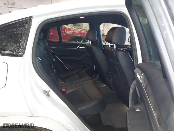 2016 BMW X4 xDrive35i with VIN 5UXXW5C54G0N92321, listed as a IAAI auction lot 41581445 with NaN miles. Bid and sale history available at carsss.com. Image 8.