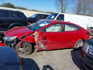 2020 Hyundai Elantra SEL z VIN 5NPD84LF3LH538619, wystawiony jako IAAI lot #41810136 z przebiegiem 109 745 mil mil oraz . Historia ofert i sprzedaży dostępna na DreamBid. Obrazek 14.