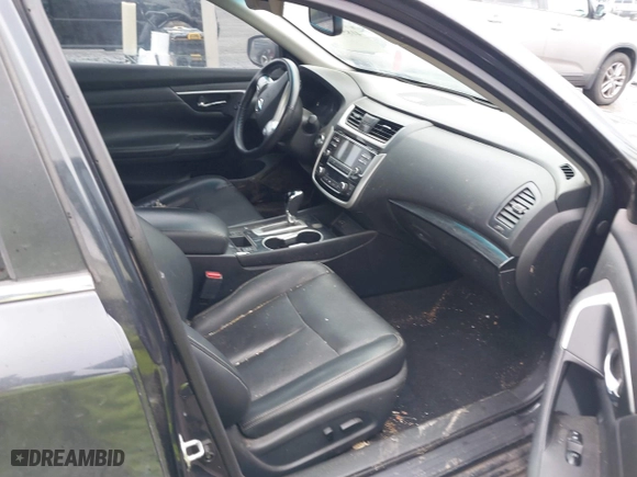 2018 Nissan Altima 2.5 SL with VIN 1N4AL3AP2JC210596, listed as a IAAI auction lot 41852215 with 100,540 mi miles. Bid and sale history available at carsss.com. Image 5.