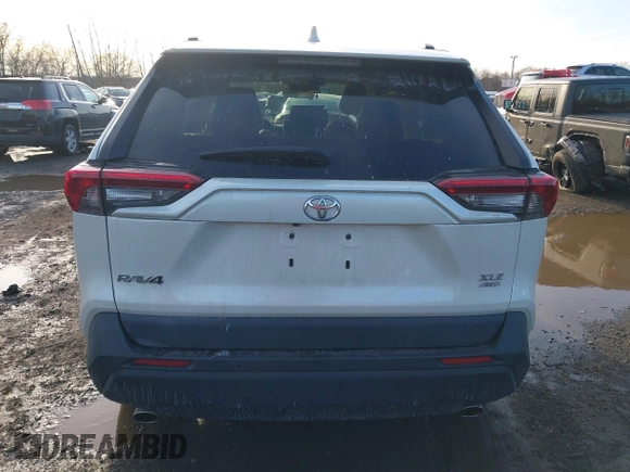 2021 Toyota RAV4 XLE Premium z VIN 2T3A1RFV2MW217009, wystawiony jako IAAI lot #41526066 z przebiegiem 36 619 mil mil oraz . Historia ofert i sprzedaży dostępna na DreamBid. Obrazek 16.