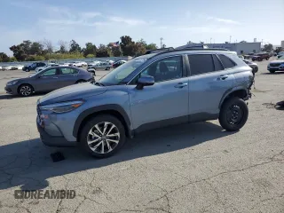 2022 Toyota Corolla Cross XLE с VIN 7MUDAAAG0NV030559, выставлен на аукционе Copart как лот 54075315 с пробегом 28 557 миль миль и Списание • Salvage title. История ставок и продаж доступна на DreamBid. Изображение 1.