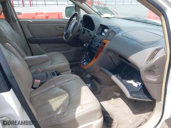 2000 Lexus RX 300 with VIN JT6GF10U9Y0046113, listed as a IAAI auction lot 41974768 with 247,766 mi miles. Bid and sale history available at carsss.com. Image 5.