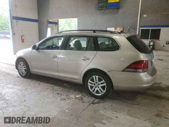 2014 Volkswagen Jetta TDI with VIN 3VWPL7AJ2EM618704, listed as a Copart auction lot 59024885 with 131,113 mi miles and Salvage title. Bid and sale history available at DreamBid. Image 2.