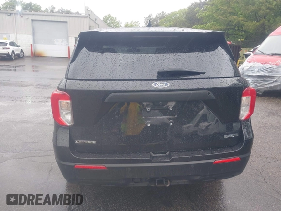 2021 Ford Police Interceptor Utility z VIN 1FM5K8AB0MGB24809, wystawiony jako IAAI lot #42341896 z przebiegiem 98 134 mil mil oraz . Historia ofert i sprzedaży dostępna na DreamBid. Obrazek 16.